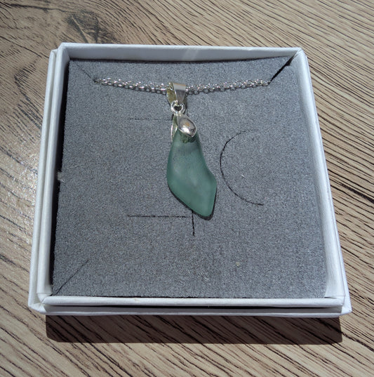 Turquouise blue pendent